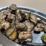 地鶏もも焼き 鳥刺し とりさくせす - 冠地鶏モモ焼き