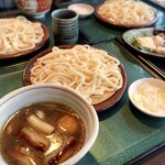 そばの実 - ひな鳥せいろうどん