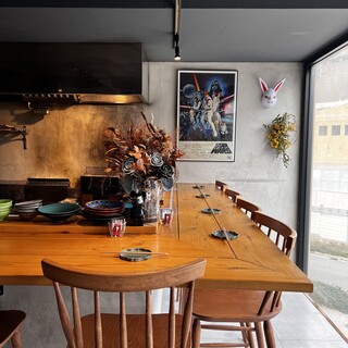 全面ガラス張りのこだわり空間で大切な人や大切な仲間と