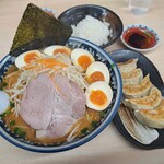 ラーメン めん丸 - 