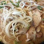 中華 はなさく - 麺とチャーシュー