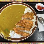 大黒食堂 - 黄色いカツカレー　800円