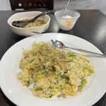 長秀龍 - 杏仁豆腐もつきます