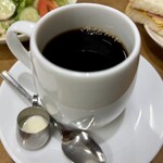 大島コーヒー店 - 卵とハムのサンドイッチ