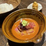 江戸前晋作 - マグロ漬け最初は２、三切れはタレと共に。後半はご飯に乗せてお茶漬けで。