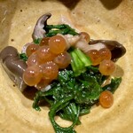 日々魚数寄 東木 - 小鉢 春菊 平茸 自家製いくら