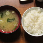 くろば亭 - ご飯と味噌汁