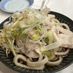 Ano Meiten - 極太かけ肉うどん（冷）　530円