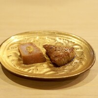 すし処 睦月 - まぐろ焼と鰆燻製