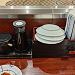 回鮮 まぐろ亭 - テーブルセット