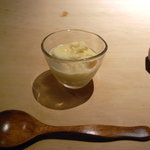 銀座うち山 - 塩バニラアイス