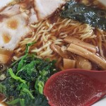 Ramen Higuma - 生姜の香りが効いたコクのある濃口正油スープ