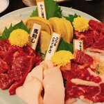 熊本Dining Kitchen 馬刺し 居酒屋 - 馬刺し盛り合わせ