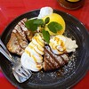 トイズダイナー - 料理写真:シフォンケーキと安納芋のジェラート　600円