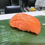 立食い寿司 根室花まる 東京ミッドタウン八重洲店 - 