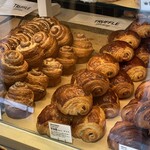 Truffle BAKERY - ショーケース