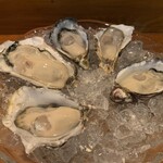 Oyster Lab - 牡蠣の食べ比べセット