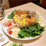 Tenshan Feiwei - Aコース　国産きのこと野菜