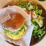 テディーズ ビガー バーガー - アボカドチーズポテトSET（1590円） （サラダに変更） 