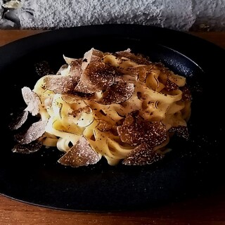 The star of our restaurant is ``Truffle Pasta'', where you can enjoy a luxurious aroma.