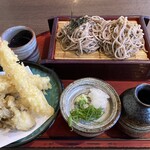 永源寺温泉　八風の湯 - 海老と舞茸の天ざる蕎麦 1,100円