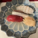 天ぷら割烹 三井 - 寿司三貫(マグロ、コハダ、イカ)