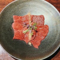 黒毛和牛焼肉 虎斑 北新地店 - 