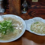 大黒ラーメン - 焼き飯☆＋240円