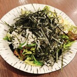 電光石火 ekie広島店 - しらす小鉢サラダ