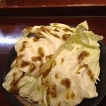 焼肉ホルモン 新井屋 - アンチョビキャベツ