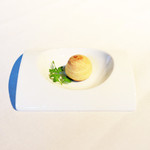 Cucina Italiana 東洞 - 付き出し：チーズ風味のプティシュー '13 11月中旬