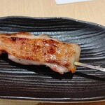 Ichou Kannai Ten - 甲州健味鶏もも　ついてる皮がパリッとして。うわっ！てなりました。