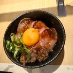 中華蕎麦 おか部 - 牛チャーシュー丼