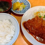 Yayoi - ロースとんかつ定食