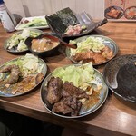 大衆食堂 ホルモン あぶら - 