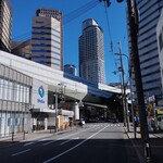 Il luogo di TAKEUCHI - ホテル阪神の横を通り