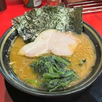 王道家直系 IEKEI TOKYO - ラーメン(硬め,薄め,多め)