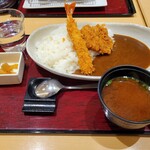 新宿さぼてん - 料理写真:ひとくちヒレかつ・大海老フライカレー