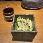 創作鉄板 粉者東京 - 生野菜　とろろと青のりのドレッシング