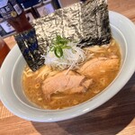 豚骨醤油 三輪 - 