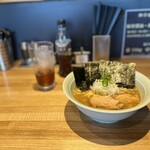 豚骨醤油 三輪 - 