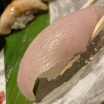 Tobi Kansui San Sushi Ichi Hana - 鰤