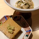 鮨 恵比寿 幸凛 - スモークしたあん肝と牡蠣のなめろう　いずれも日本酒が進んでしまう