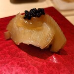 鮨 恵比寿 幸凛 - フカヒレのお寿司　すごく美しい