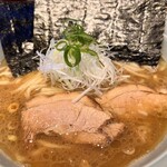 豚骨醤油 三輪 - 