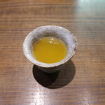 朔 - 生姜シロップとみかんの温かいジュース