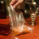 BAROSSA cocktailier - ⑤ 柿とボウモア：ガストロバック前