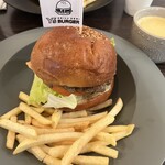 グリルデミ ワイズバーガー - ハンバーガーセット980円