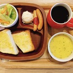 E's time cafe & ANDERSEN - イースタイムカフェモーニング、真上から！