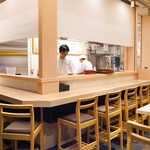 SUSHIBAR 華美 - 